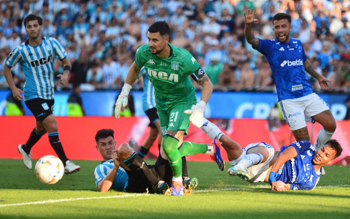 Cruzeiro perdeu o título da Sul-Americana para o Racing