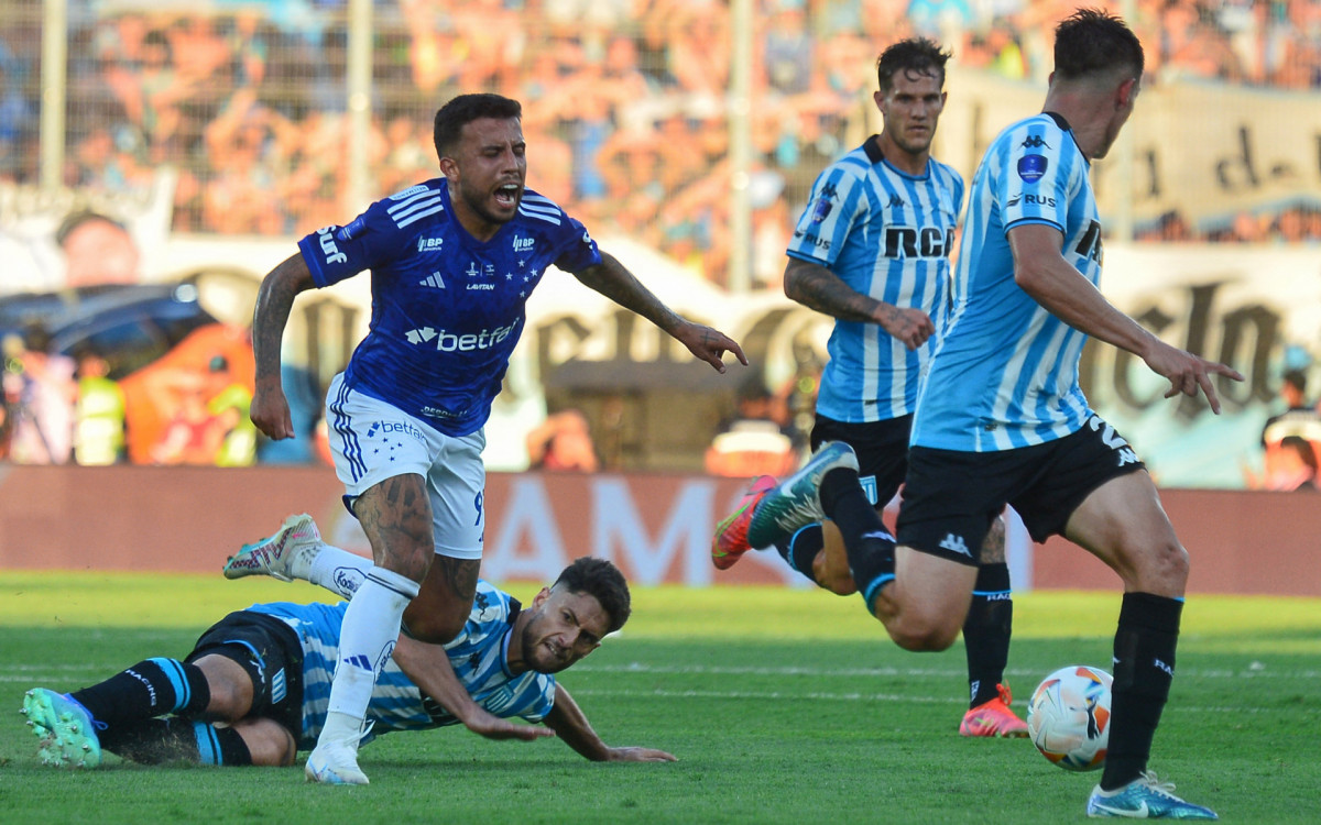 Cruzeiro perdeu o título da Sul-Americana para o Racing