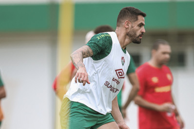 Renato Augusto deve receber mais chances com Mano na reta final do Brasileiro