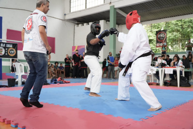 Campeonato de kickboxing reúne 250 atletas 