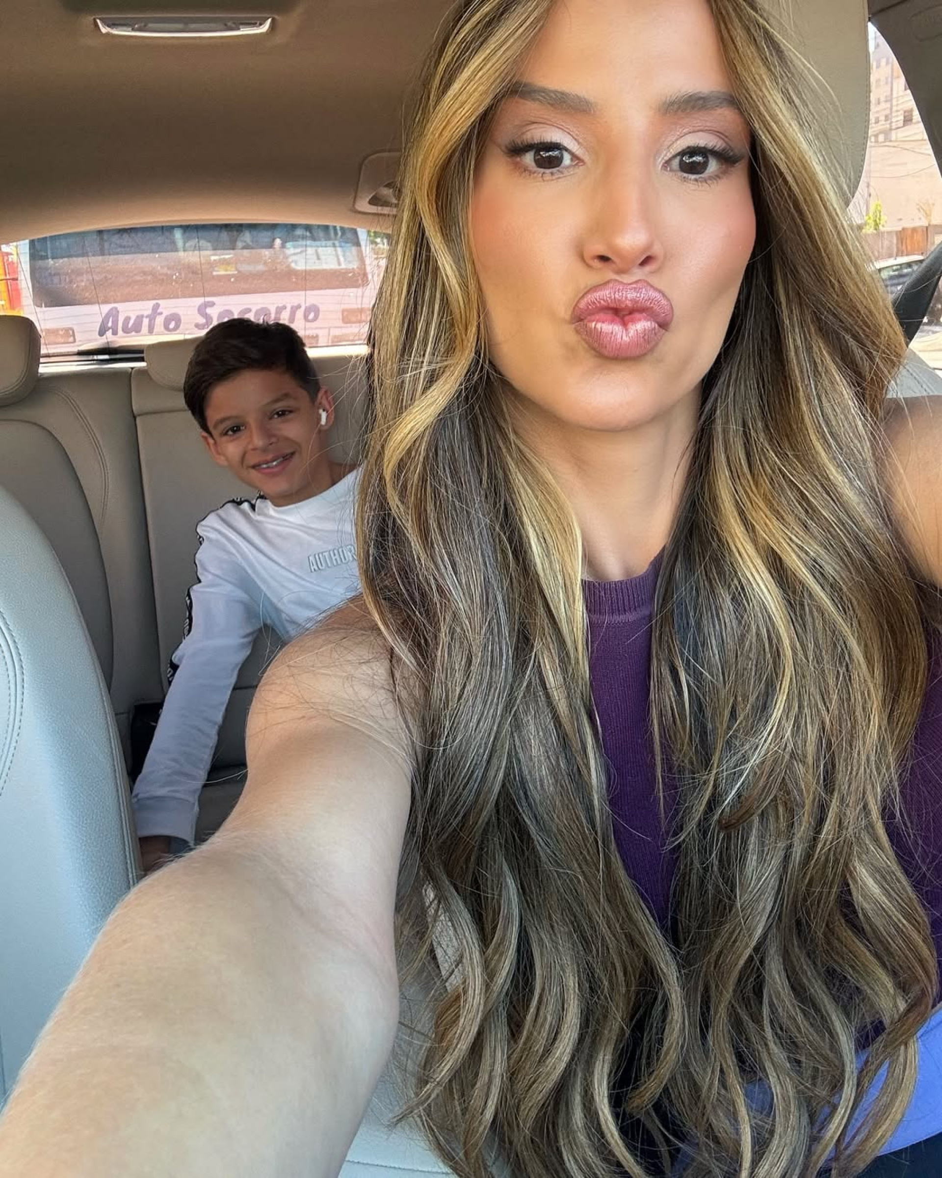 Filho de Cristiano Araújo, Bernardo e a mãe, Elisa Leite - Reprodução / Instagram 