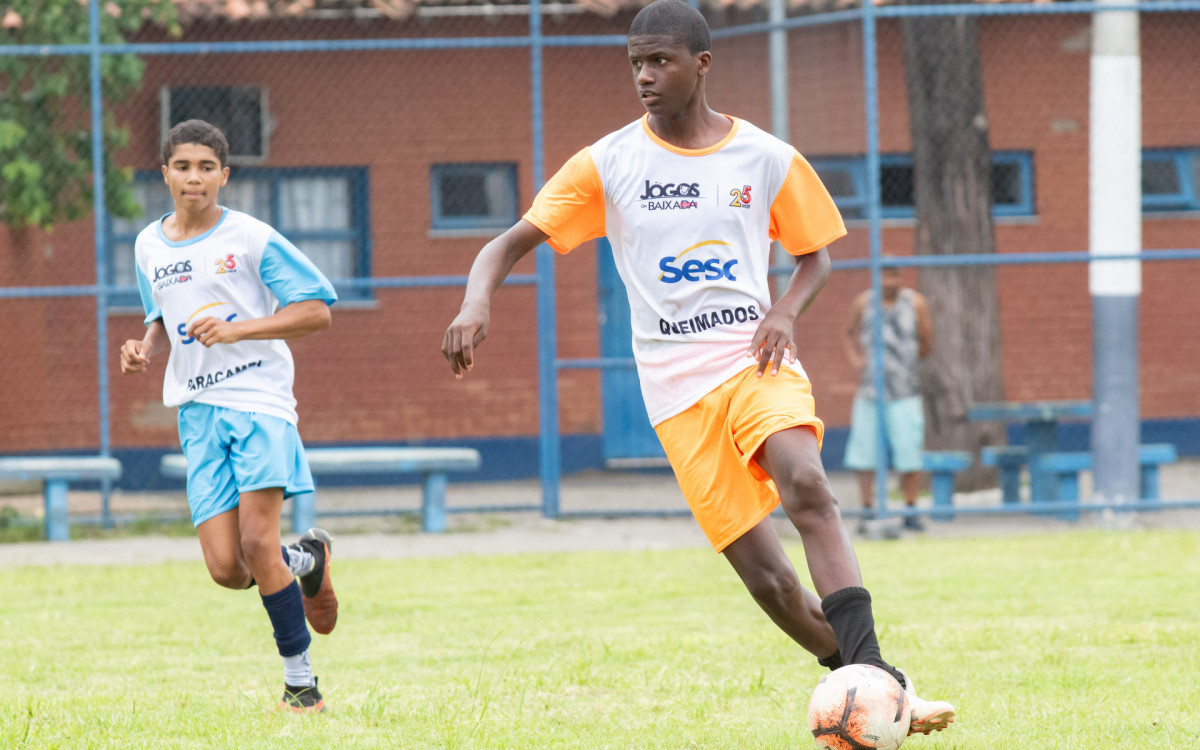 Juan Matheus Pinheiro se destacou no futebol de campo e levou o troféu de melhor jogador
