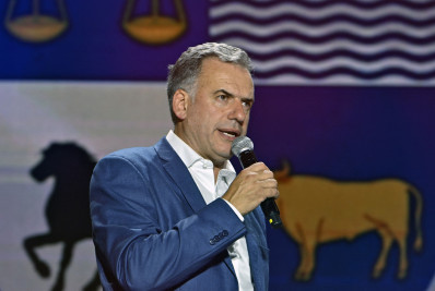 Presidente eleito do Uruguai viajará ao Brasil para encontro com Lula