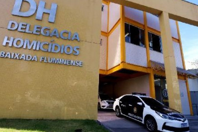 Homem é preso em flagrante pela morte da própria mãe no Wona em Belford Roxo