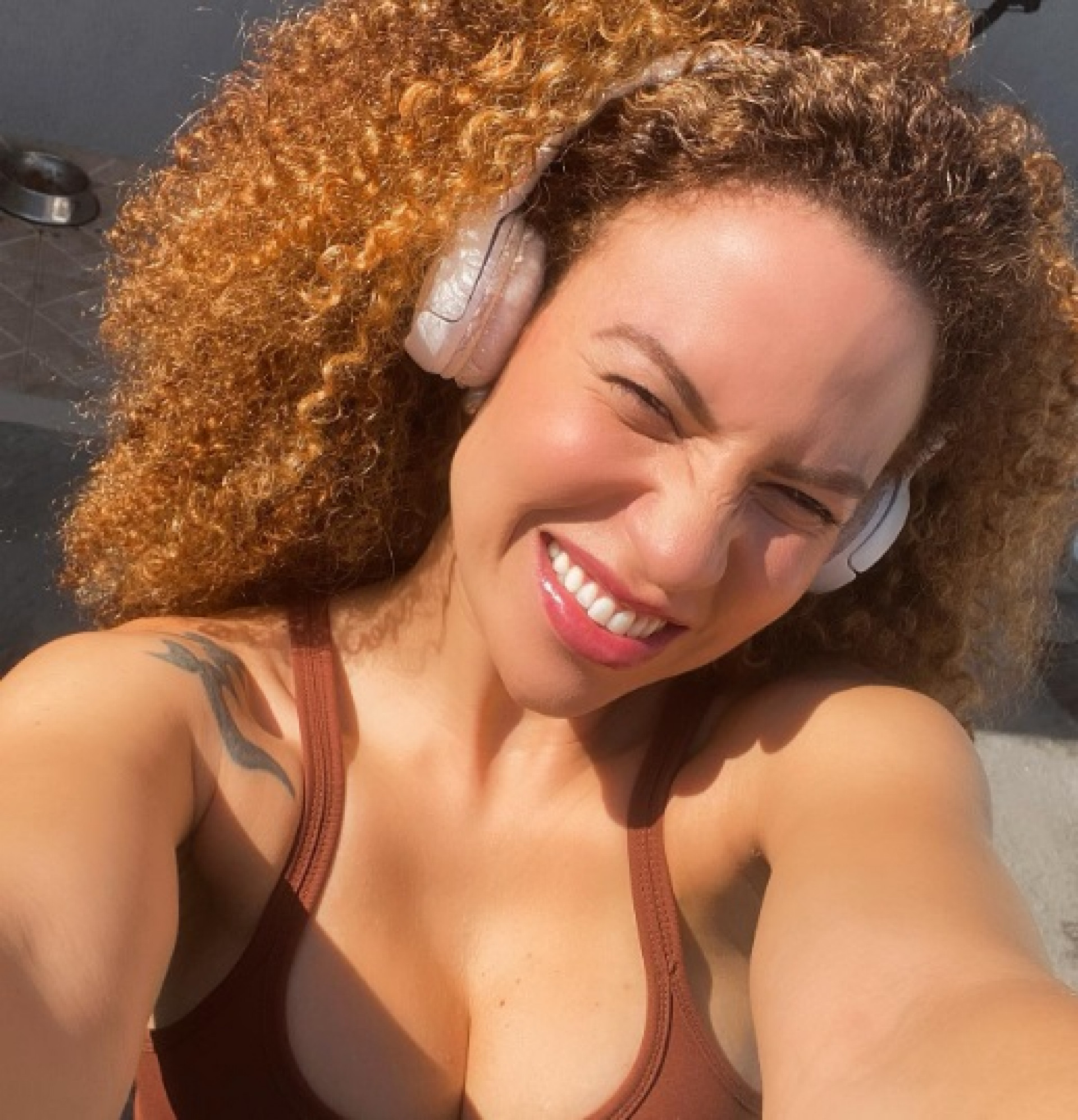 Ananda é uma das integrantes da banda Melanina Carioca - Reprodução/Instagram