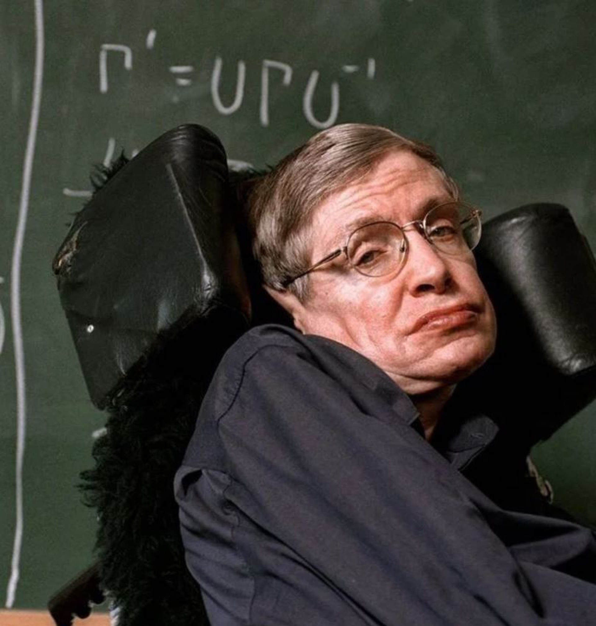 Stephen Hawking foi responsável por diversas descobertas da astrofísica moderna - Reprodução / Instagram