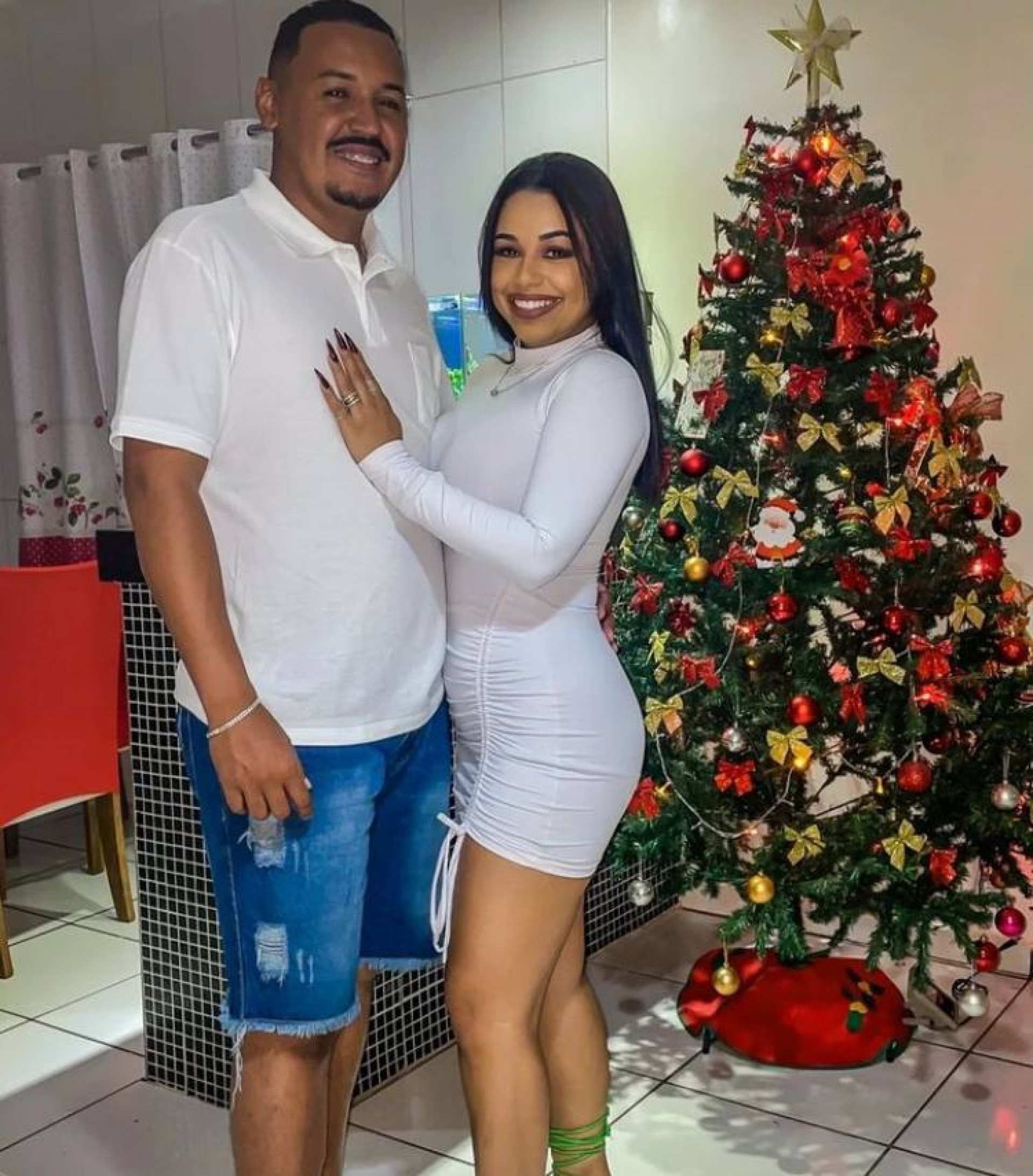 Wallison e Jennifer comemoraram o último aniversário de casamento no dia 20 de abril de 2024 - Reprodução/redes sociais