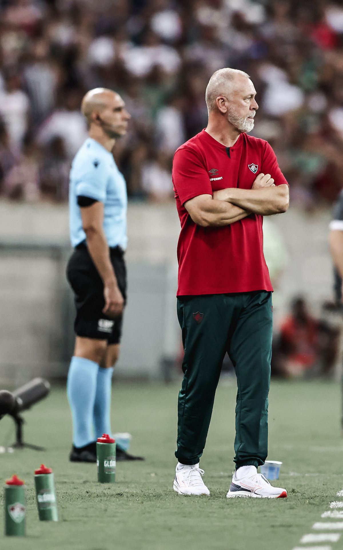 Rio de Janeiro, Brasil - 26/11/2024 - Est&aacute;dio Maracan&atilde; -   
Fluminense enfrenta o Crici&uacute;ma esta noite no Maracan&atilde; pela 35&ordf; rodada do Campeonato Brasileiro 2024.
FOTO: LUCAS MER&Ccedil;ON / FLUMINENSE F.C.
.
IMPORTANTE: Imagem destinada a uso institucional e divulga&ccedil;&atilde;o, seu
uso comercial est&aacute; vetado incondicionalmente por seu autor e o
Fluminense Football Club.&Eacute; obrigat&oacute;rio mencionar o nome do autor ou
usar a imagem.
.
IMPORTANT: Image intended for institutional use and distribution.
Commercial use is prohibited unconditionally by its author and
Fluminense Football Club. It is mandatory to mention the name of the
author or use the image.
.
IMPORTANTE: Im&aacute;gen para uso solamente institucional y distribuici&oacute;n. El
uso comercial es prohibido por su autor y por el Fluminense FootballClub. 
&Eacute;s mandat&oacute;rio mencionar el nombre del autor ao usar el im&aacute;gen. - Lucas Mer&ccedil;on / Fluminense