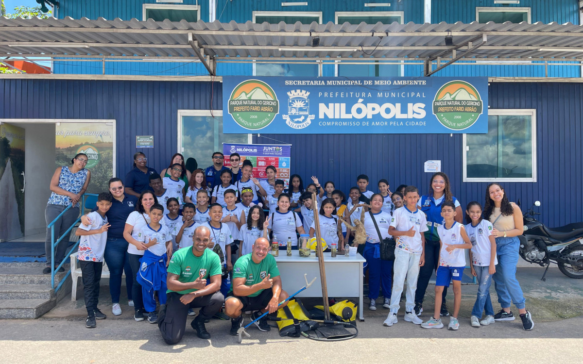 Alunos de duas turmas de 5º ano da Escola Municipal Professor Samuel de Souza Maciel, na cidade vizinha de Mesquita, visitaram o Parque do Gericinó
