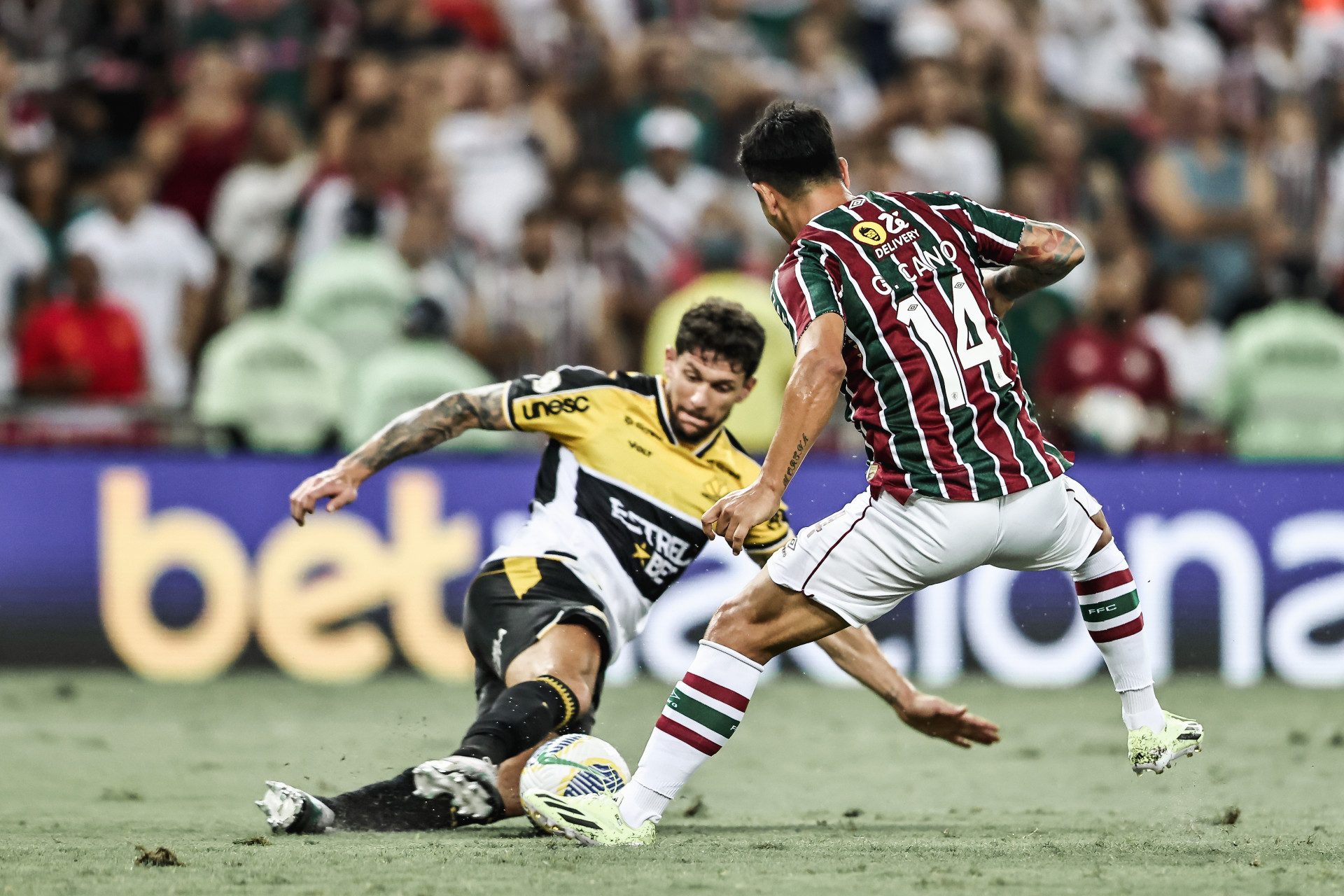  -  Lucas Merçon / Fluminense