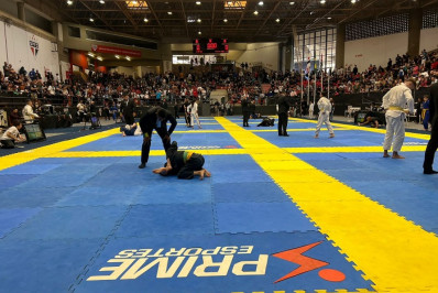 Prime Jiu-Jitsu Experience arrecada três toneladas de alimentos em evento com mais de 1000 atletas