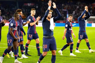 Contrato com o PSG pagava 'bolada' a Neymar para aplaudir a torcida, revela ex-jogador
