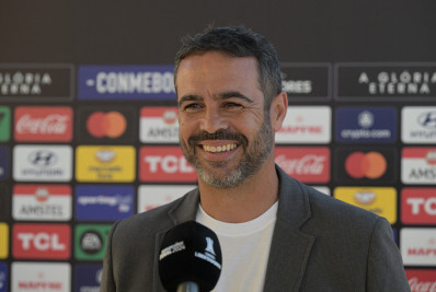 Flamengo teria acordo verbal com Artur Jorge, afirma jornalista italiano