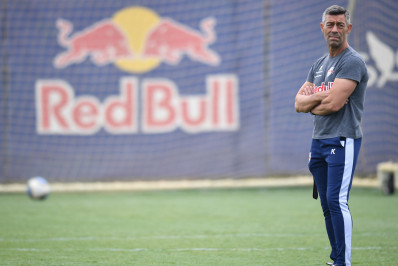 Botafogo avalia positivamente Caixinha como possível 'Plano B' a Artur Jorge