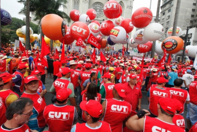 CUT e UGT aprovam medidas do ajuste fiscal do governo federal