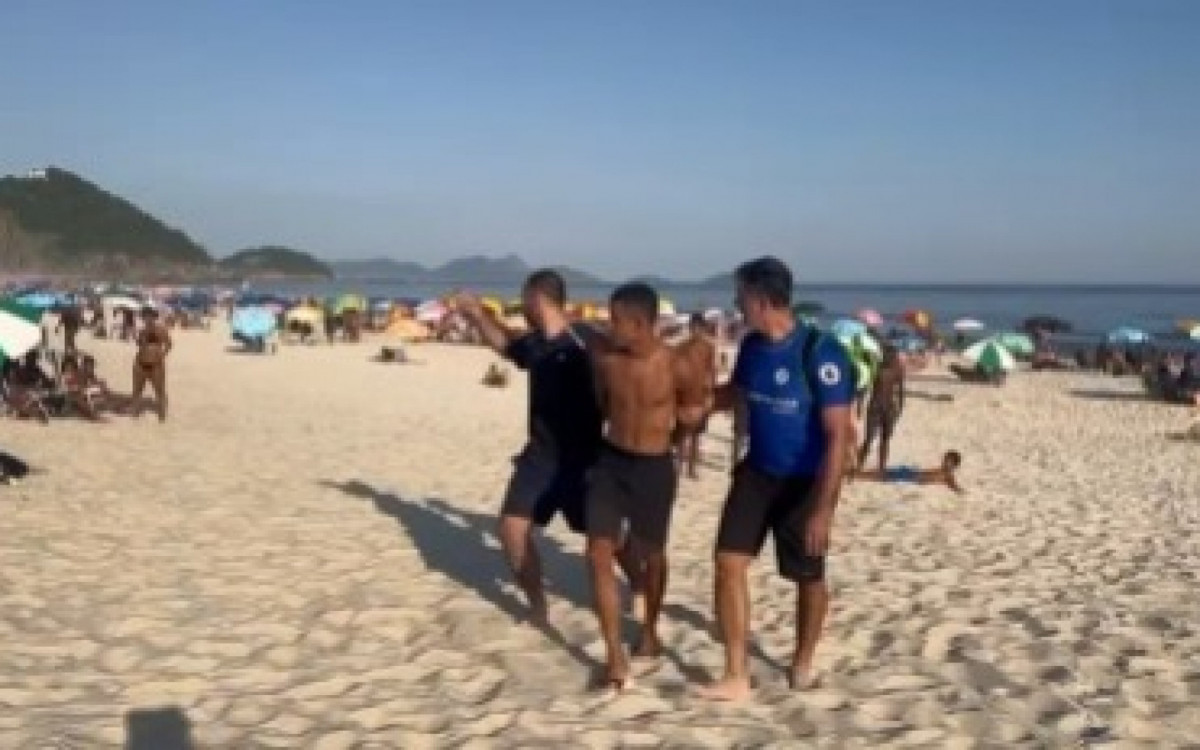 Djorkaeff Rocha da Silva, 22, aproveitava dia na Praia de Copacabana quando foi preso