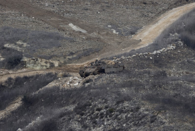 Dois dias após trégua, Israel anuncia que bombardeou posição do Hezbollah no sul do Líbano