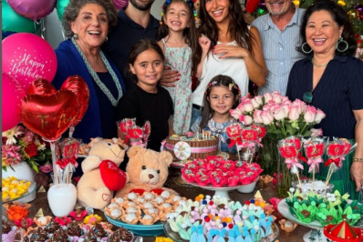 Duda Nagle posa com Sabrina Sato no aniversário da filha