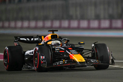 Verstappen é punido por lentidão e perde a pole position para Russell no Catar