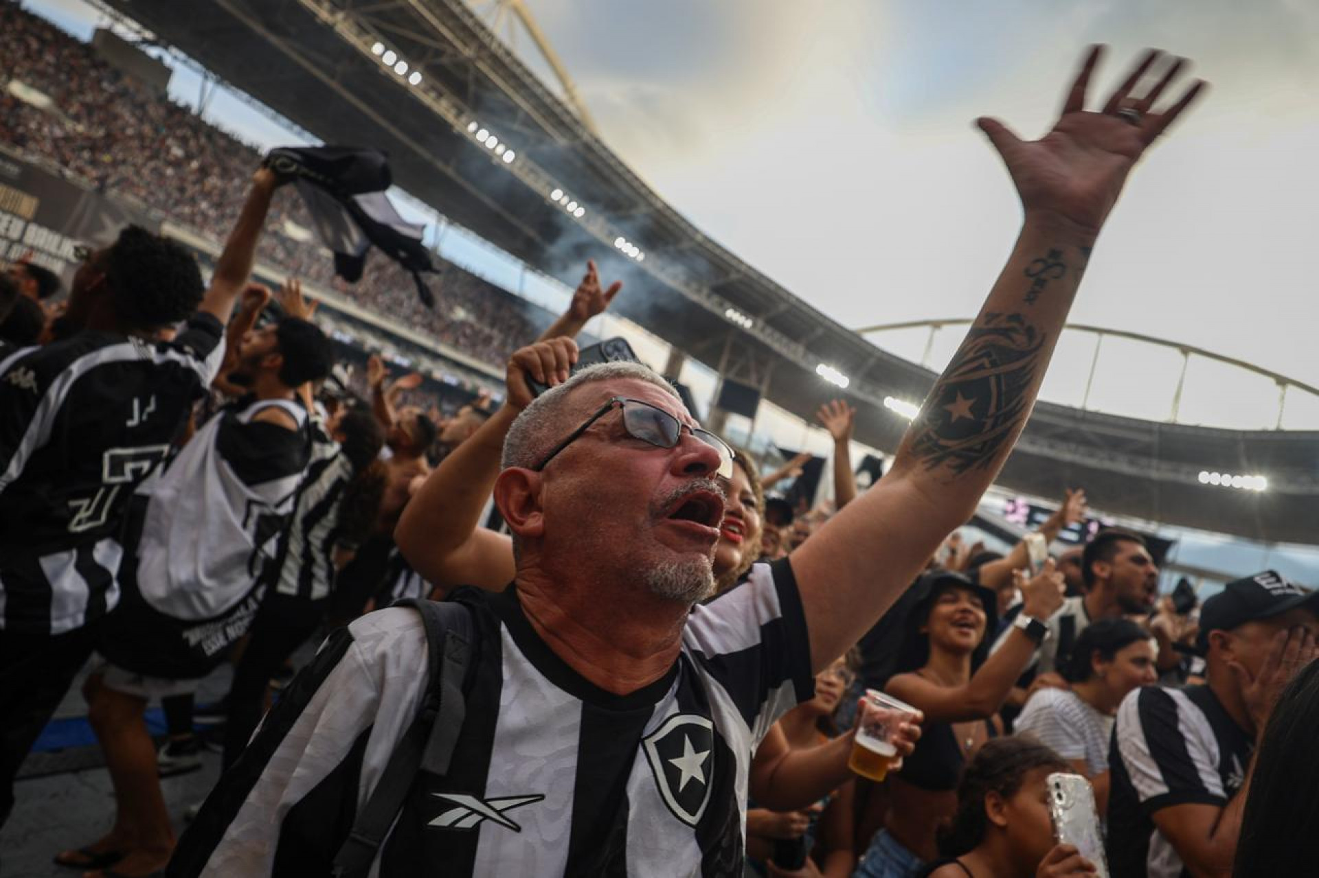 Torcida do Botafogo fez a festa com o título da Libertadores  - Renan Areias/ Agência O Dia