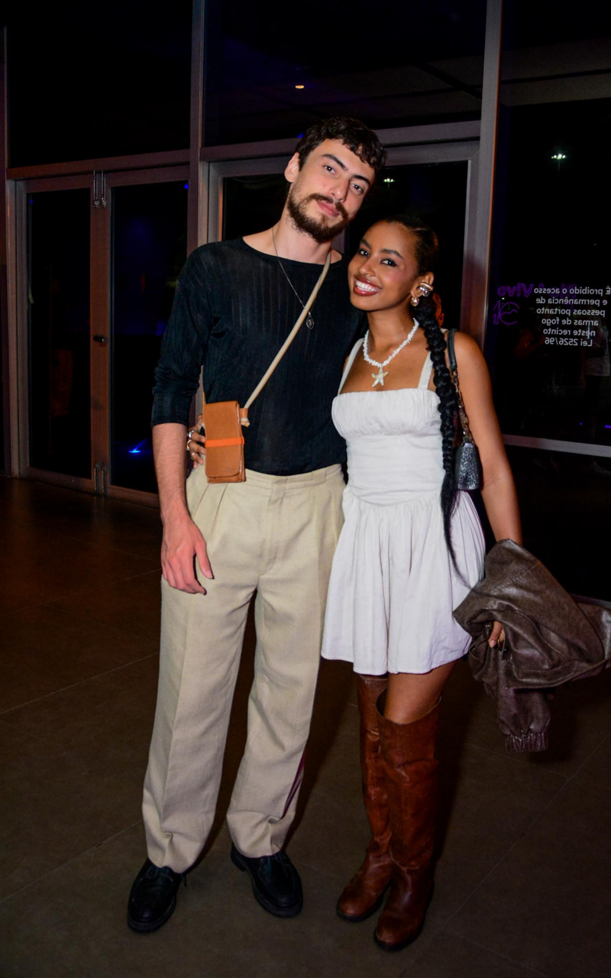 Jaffar Bambirra e Gabz vão juntinhos ao show de Liniker