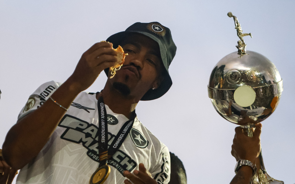 Comemoração do título da Libertadores da América, na enseada de Botafogo, neste domingo (01).
