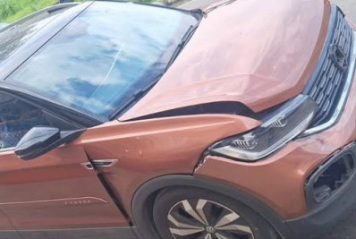 PM recupera carro roubado no viaduto da Vila Olímpica em Nilópolis