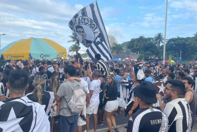 Torcida do Botafogo comemora título no Rio e manda recado: 'Quarta-feira é o Brasileiro'