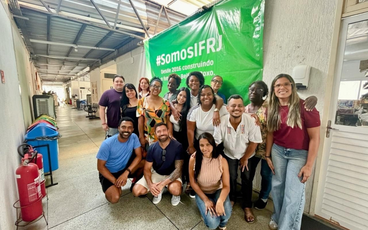 Foi aplicado um questionário anônimo com as duas primeiras turmas do Curso Técnico em Administração do Campus Belford Roxo do IFRJ