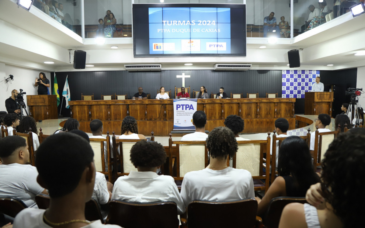 Câmara sedia cerimônia de entrega de certificados a alunos do PTPA