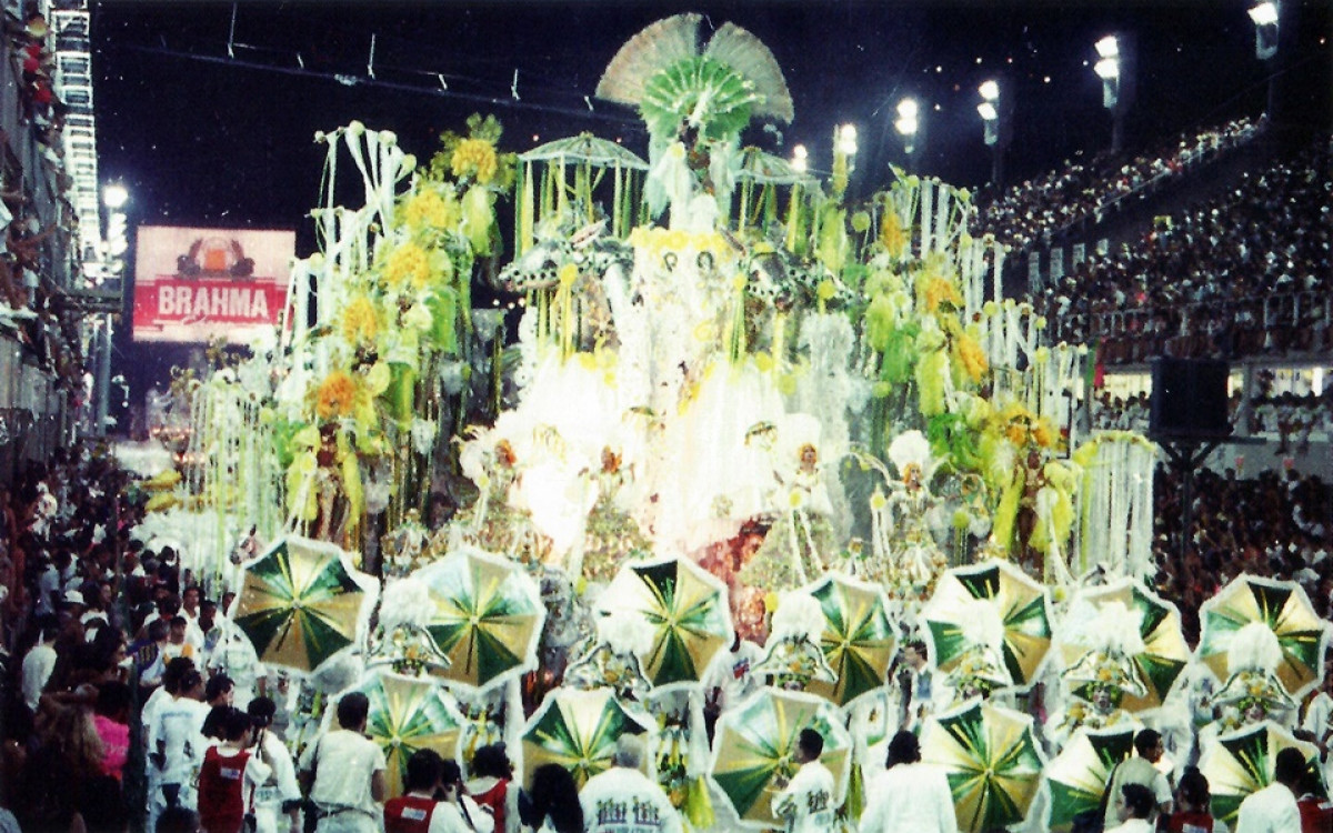 Imperatriz Leopoldinense conquista o bicampeonato do Carnaval do Rio com o enredo \