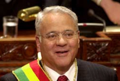 Ex-presidente da Bolívia Sánchez de Lozada é condenado a 6 anos de prisão