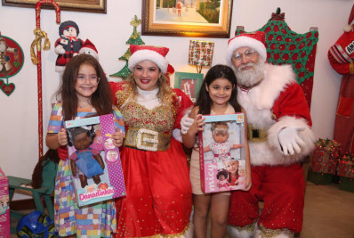 Casa do Papai Noel é aberta para visitação na Praça Menino João Hélio e encanta o público
