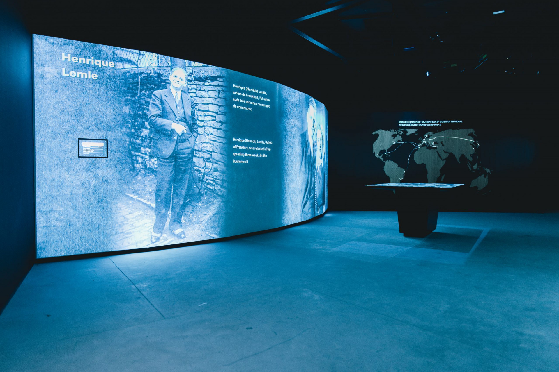 A exposição conta com painéis interativos - Guilherme Leporace / Divulgação