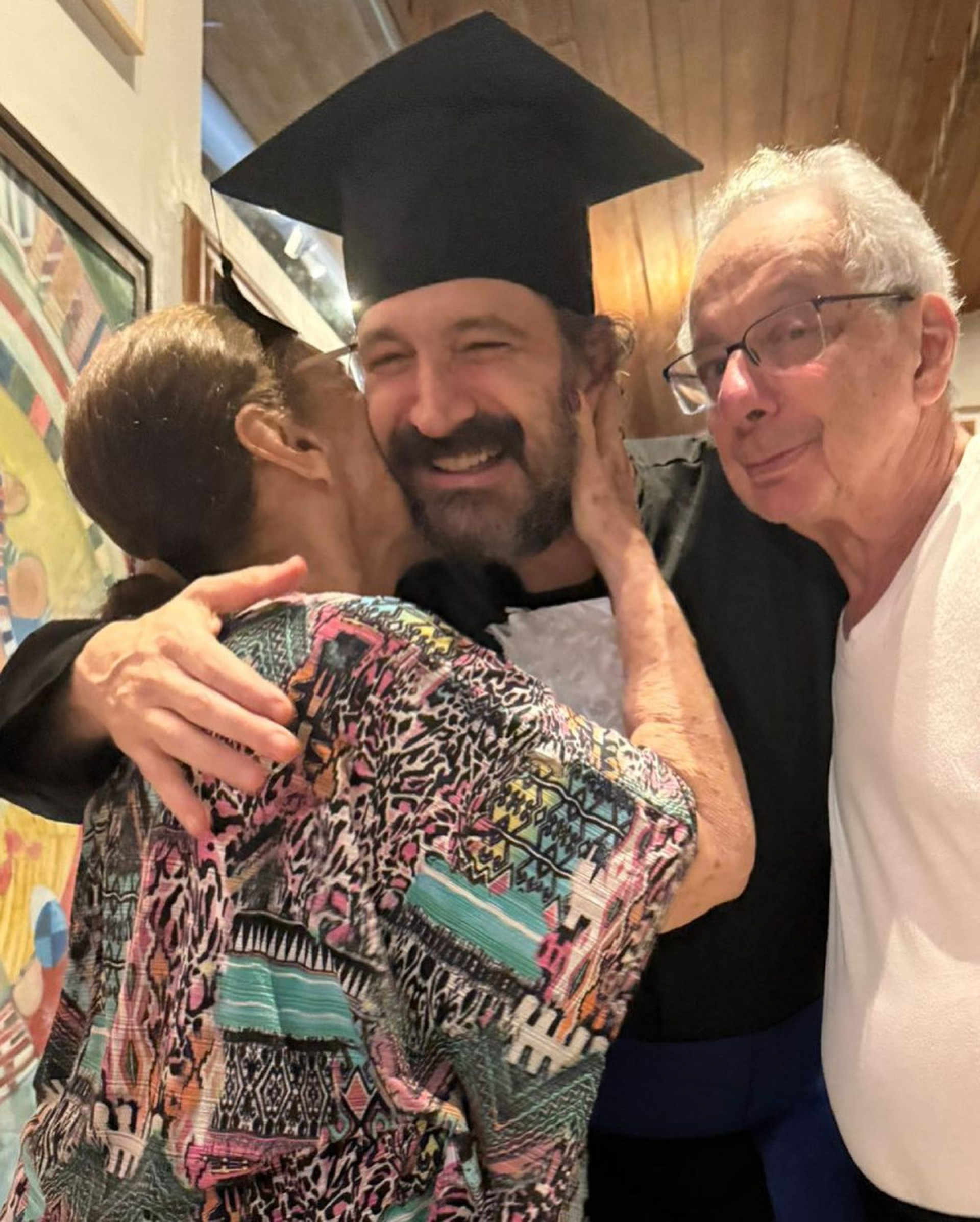 Caco Ciocler na colação de grau - Reprodução/Instagram