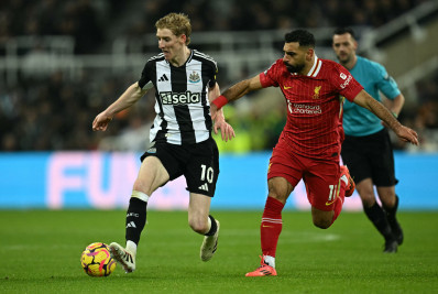Em jogo de seis gols, Liverpool empata com o Newcastle
