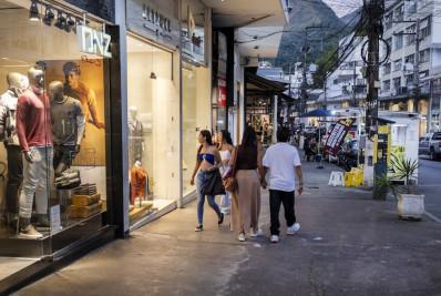 Excesso de feriados pode prejudicar comércio