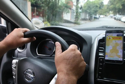 Motoristas de app têm faturamento bruto anual de R$ 86 mil no Rio, mas custos operacionais derrubam os lucros