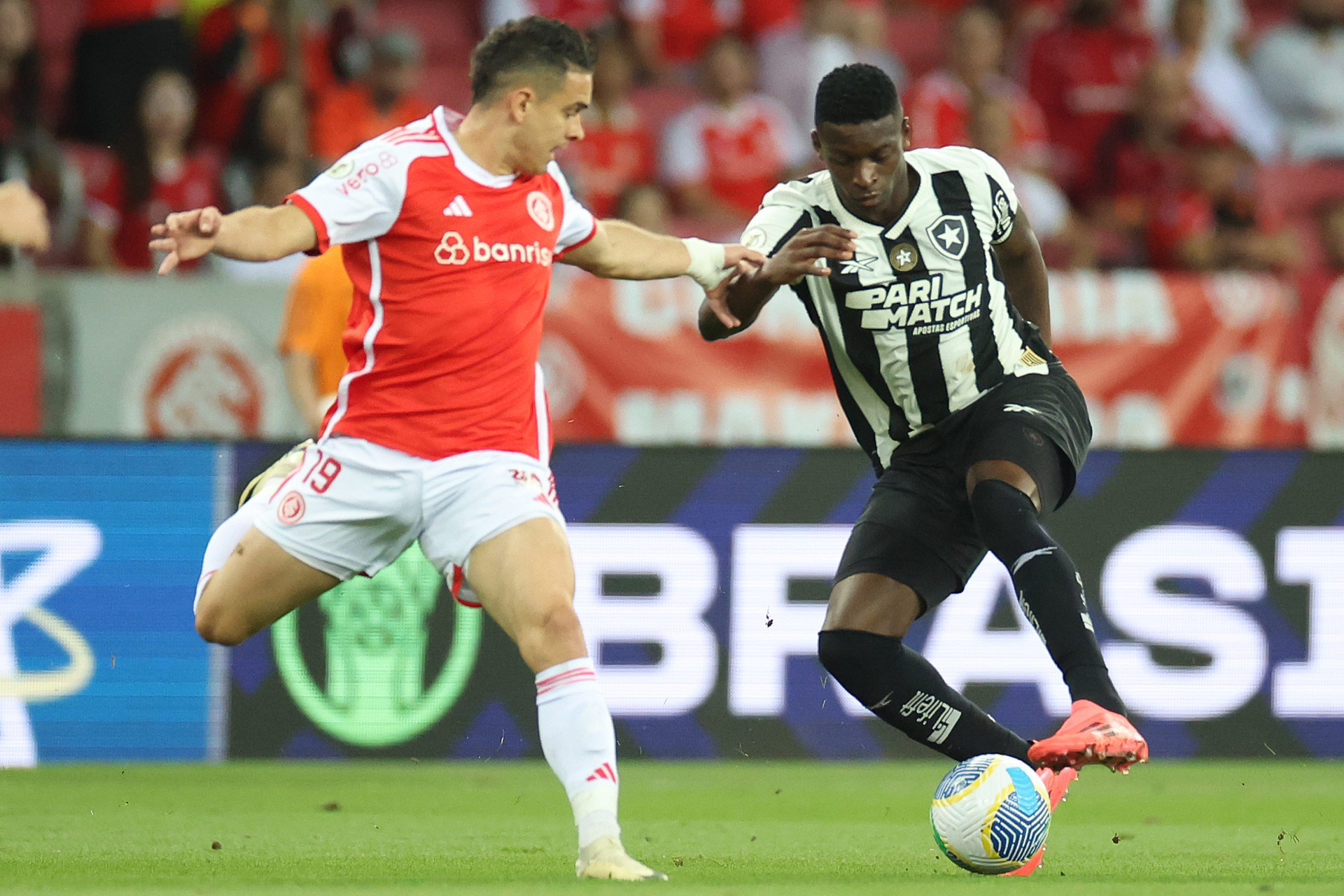 Botafogo e Inter se enfrentaram no Beira-Rio - Vitor Silva / Botafogo