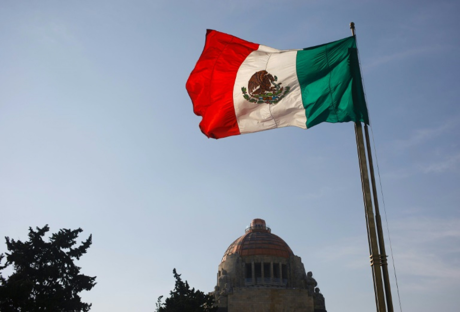 No México, onda de violência de cartéis de droga obriga até mil famílias a abandonar suas casas