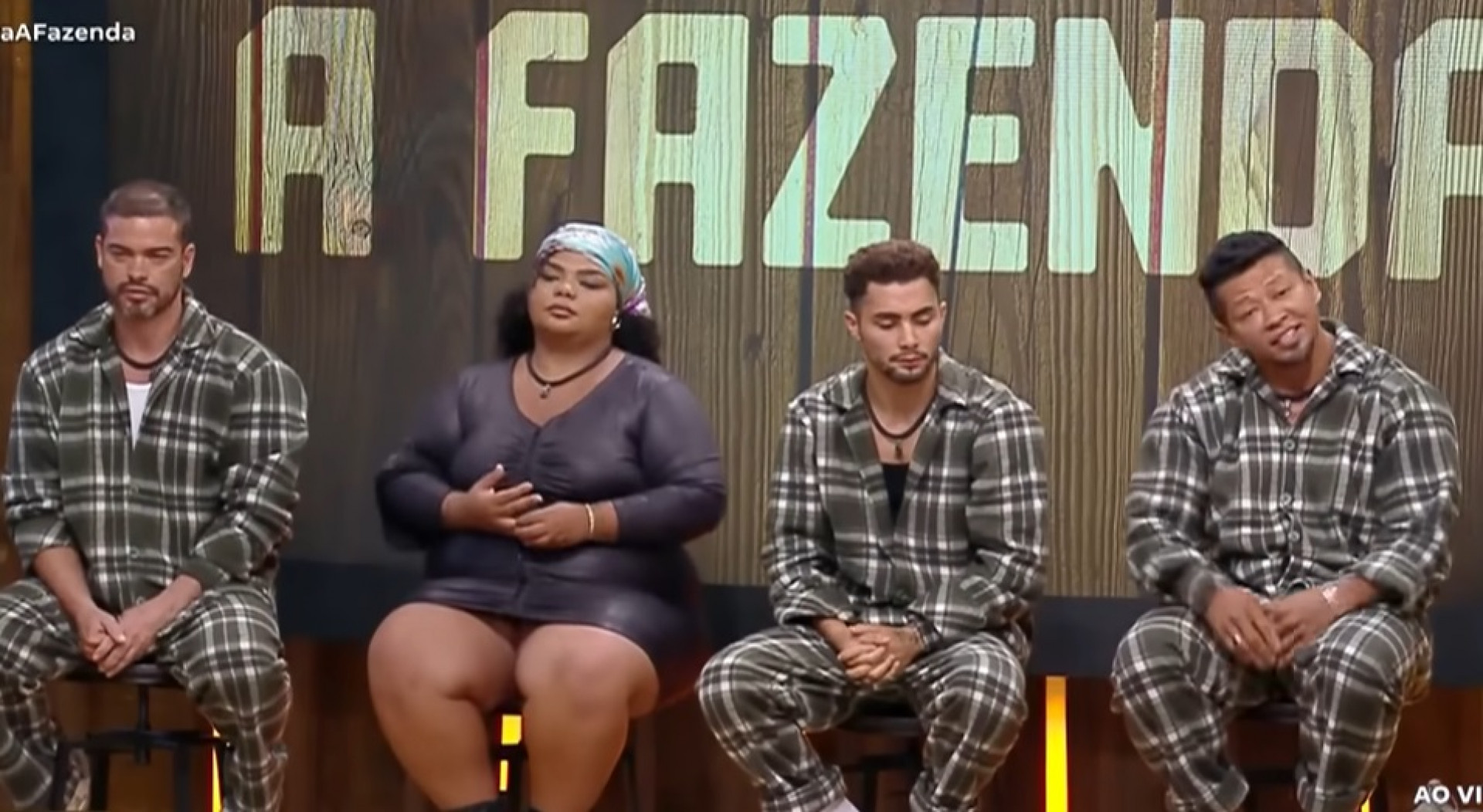 Flora Cruz, Gilsão, Gui Vieira e Sidney Sampaio estão na roça - Reprodução de vídeo / Record