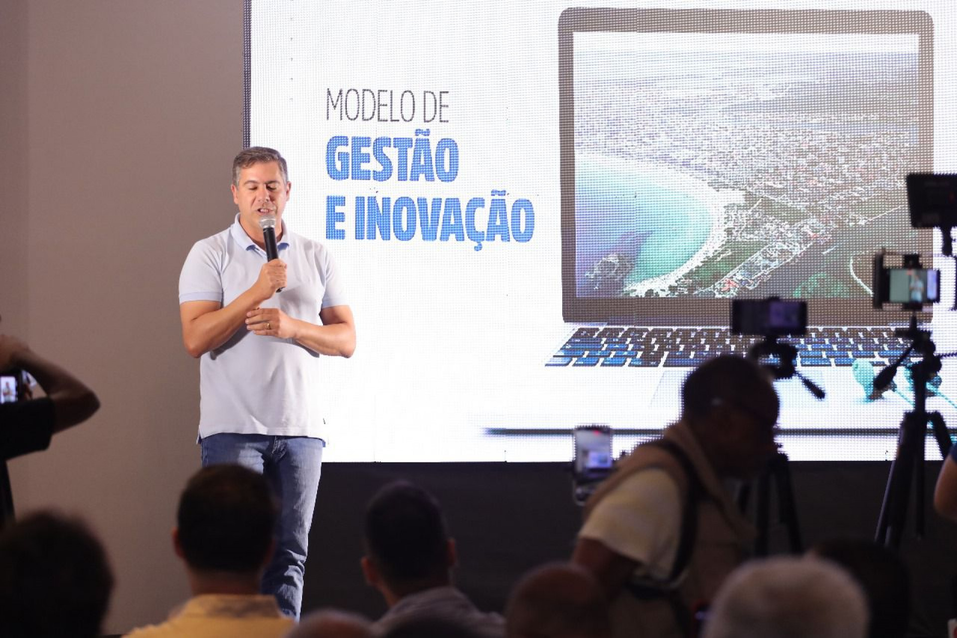 Dr. Serginho durante coletiva de imprensa  - Divulgação