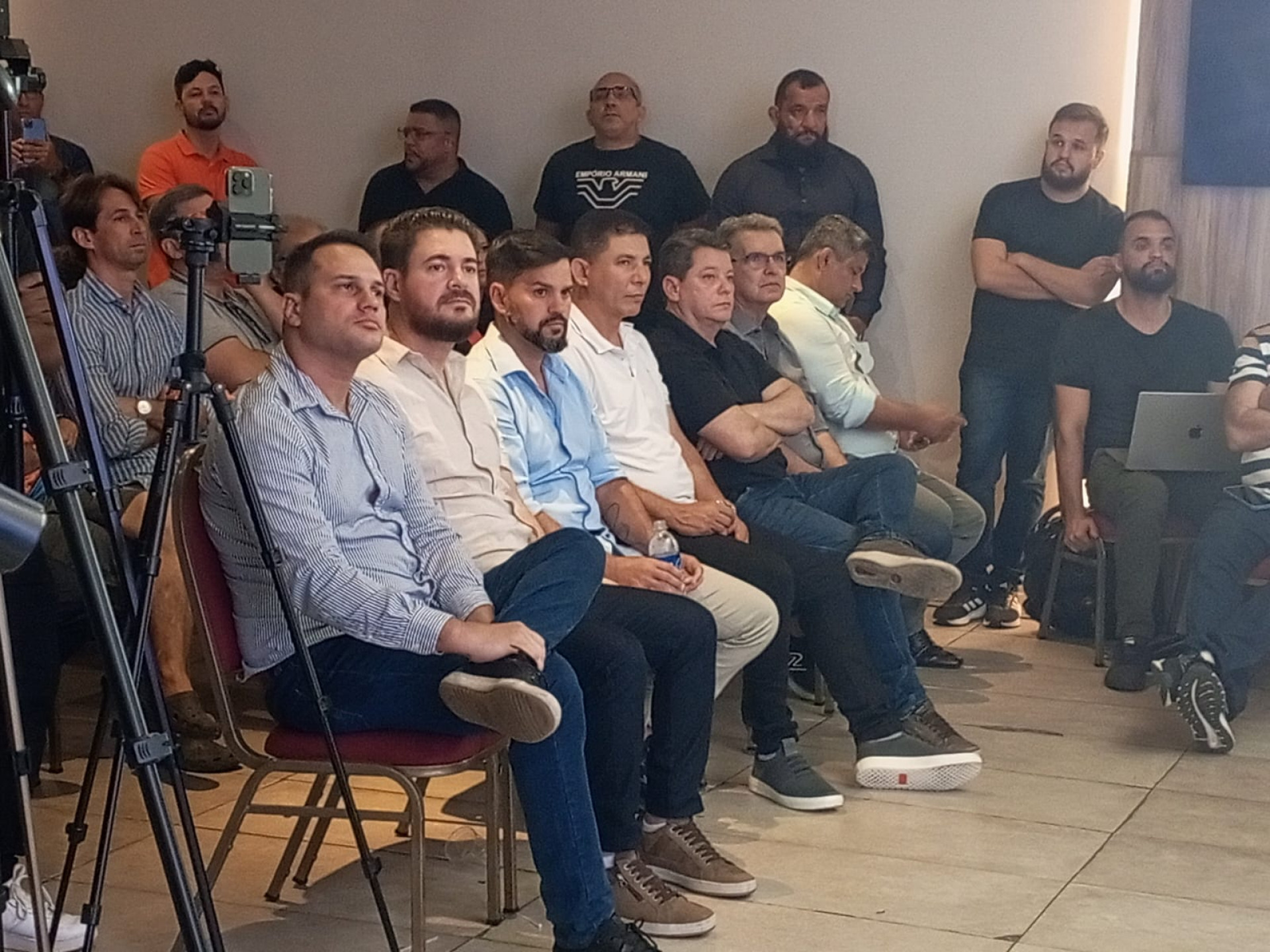 Coletiva de imprensa reuniu vereadores e prováveis secretários do governo Serginho - Renata Cristiane