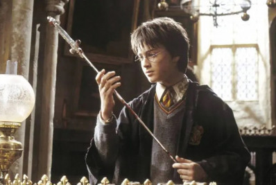 Réplicas realistas de espadas de Harry Potter são recolhidas no Japão por controle de armas