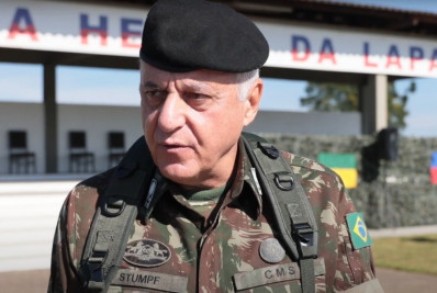 'Defendi a democracia', diz general acusado por bolsonaristas de ser informante de Moraes