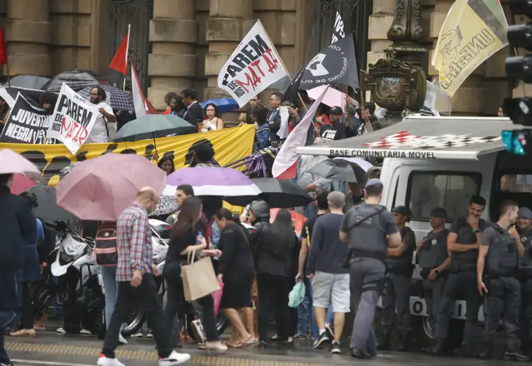 Movimento pede saída do secretário da Segurança Pública de SP e reforça críticas à violência policial