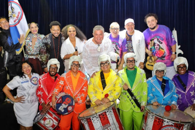 Milton Cunha será homenageado em fantasia por agremiação de São Paulo 