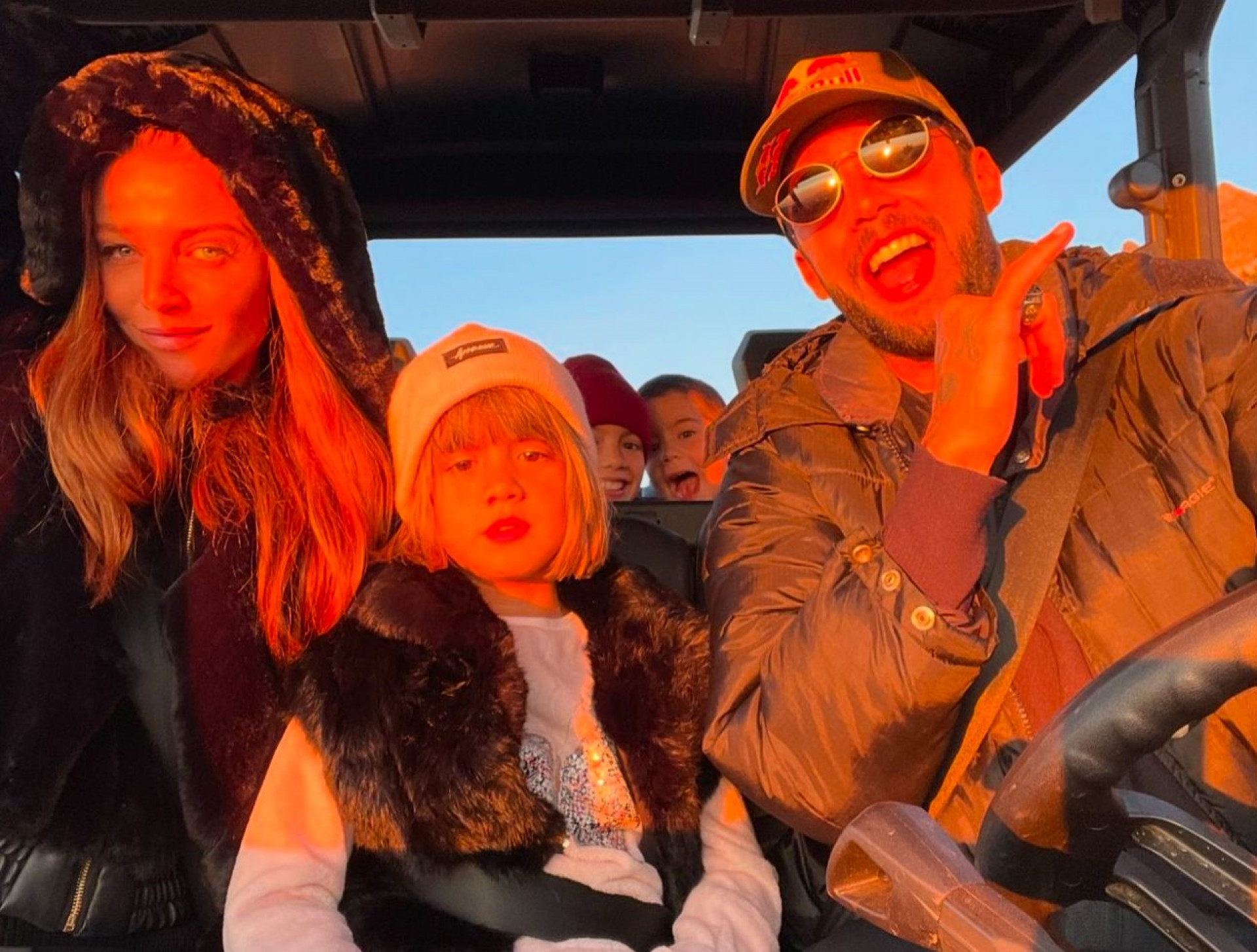 Pedro Scooby com a família - Reprodução Instagram