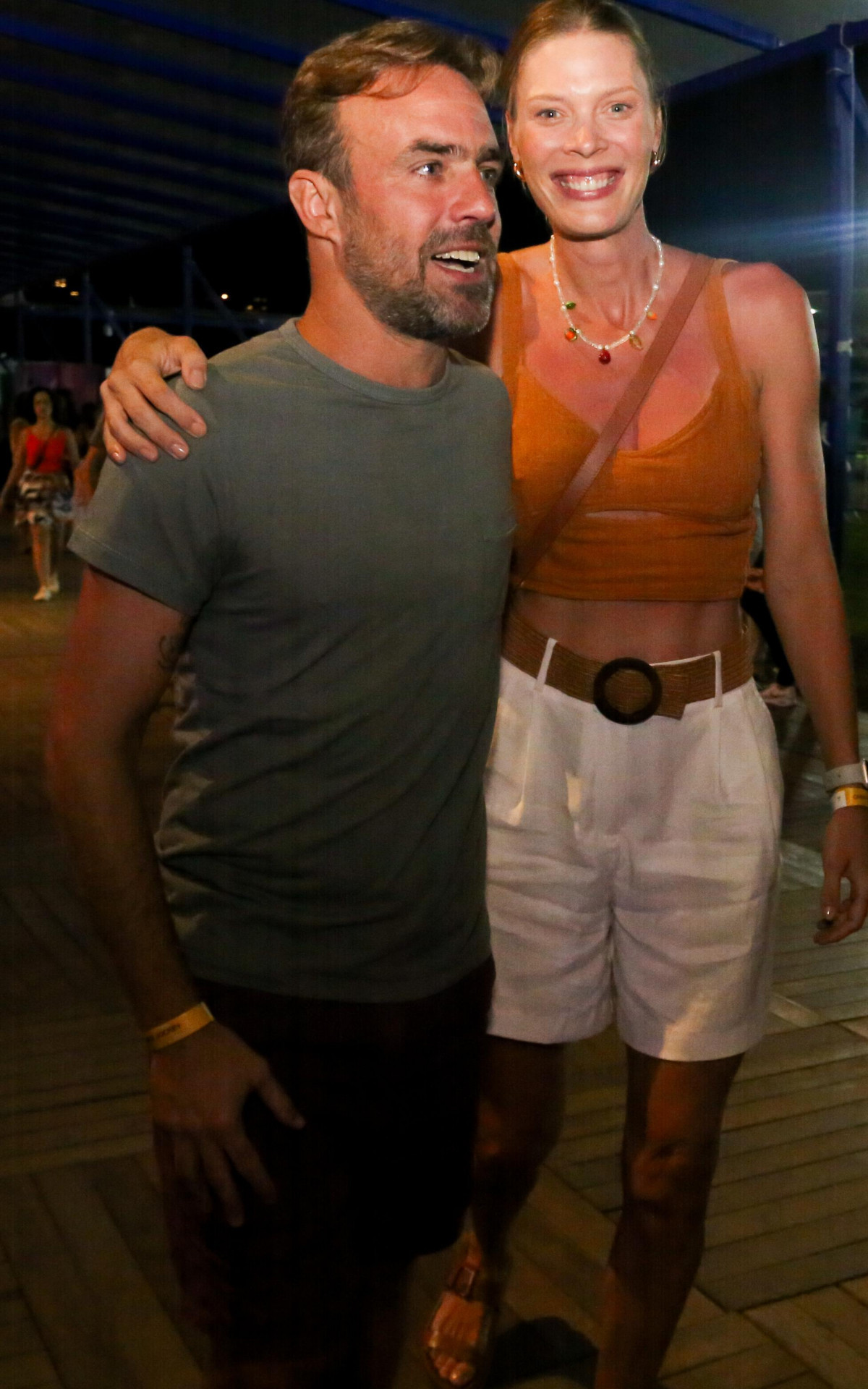 Roger Flores e a mulher