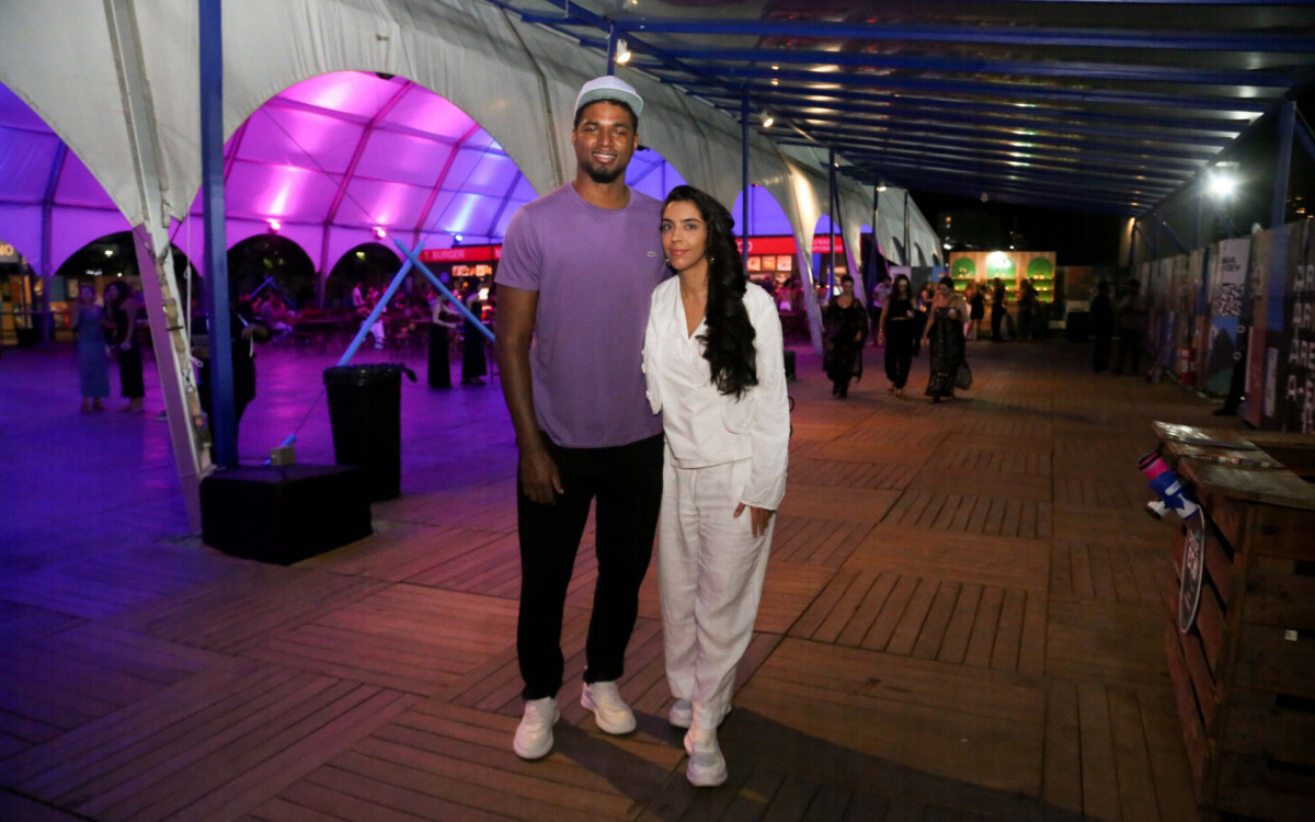 Benedita Casé e João Pedro Januário
